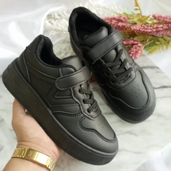 J-KJ141-e1737634491734.webp Tenis Negro