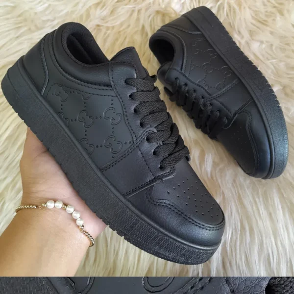 Tenis Zapatilla Negro