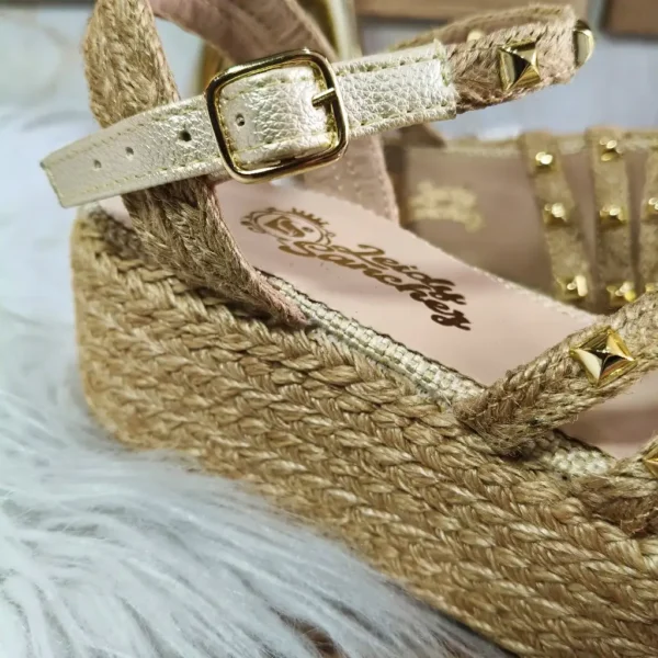 Sandalia con Plataforma en Yute
