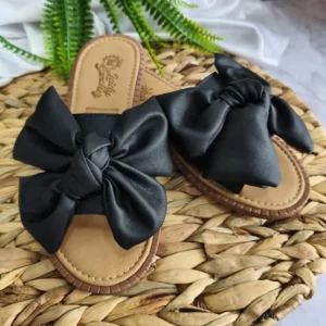 Sandalia Plana con Moño Nasly