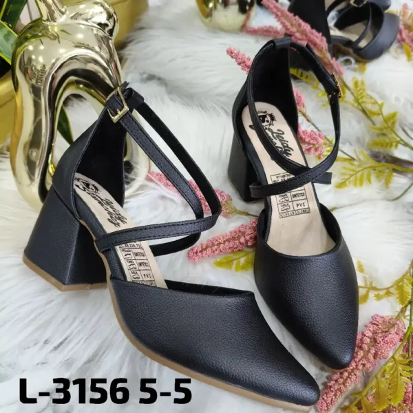 Calzado de Tacón Negro