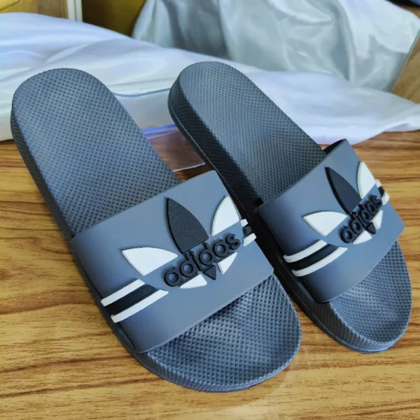 L-G-002.webp Chancla Adidas Sport