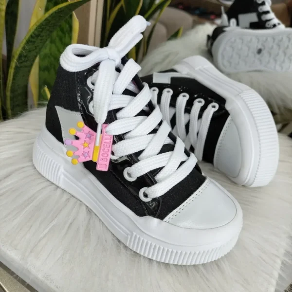 Tenis Tipo Bota Bocelli Negro con Blanco