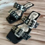 Sandalia Plana Negra para Dama