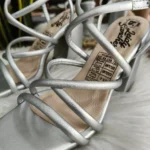 Tacón Cubano Plateado