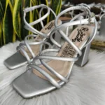 Tacón Cubano Plateado