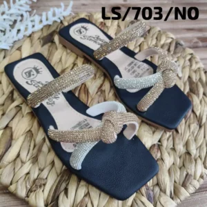 Sandalia Plana con Tiras Brillantes