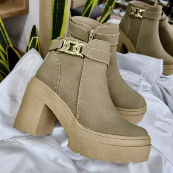 L-1798-AR (2) Botín de Tacón Arena para mujer