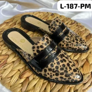 L-187-PM Zuecos - Mules - Animal Print Charolado
