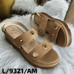 Sandalias Suela Alta con Ojales Decorativos